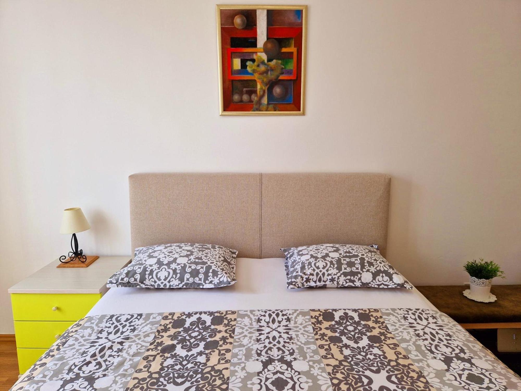 Lägenhet Downtown Nora Split